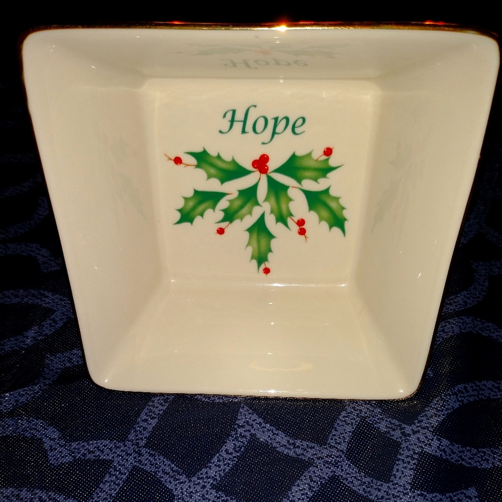 Lenox Holiday